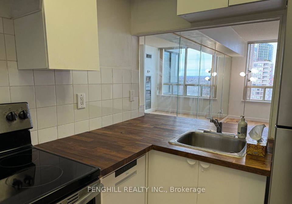 7-bishop-avenue-north-york-ontario-c12832088
