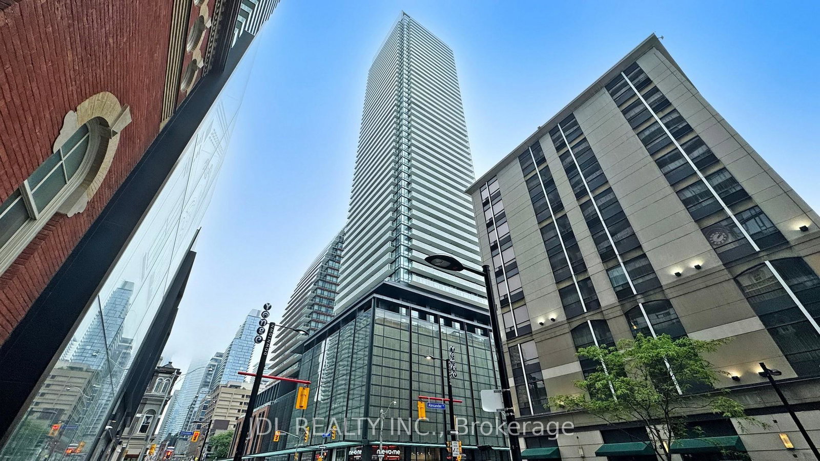 501-yonge-street-toronto-ontario-c12832120