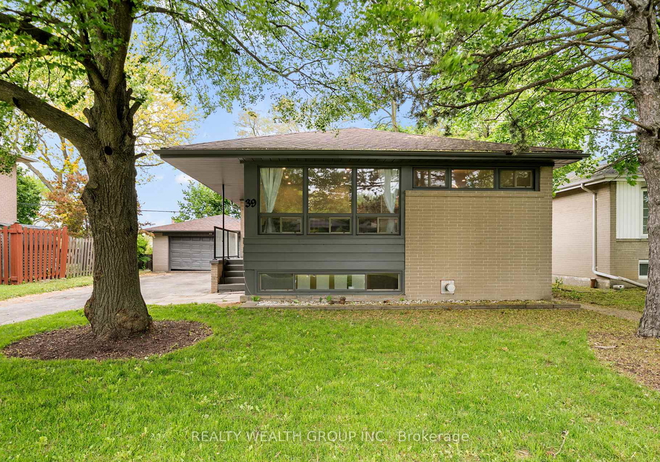 39-treadgold-crescent-north-york-ontario-c12832198