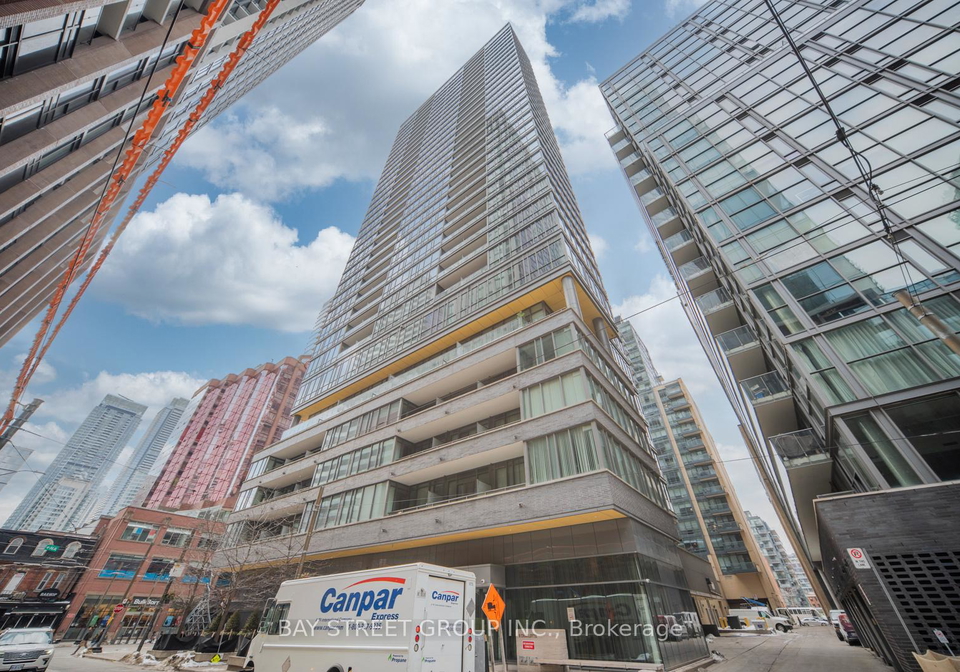 8-charlotte-street-toronto-ontario-c12832236