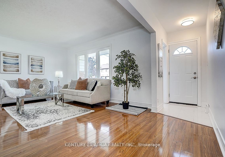 181-searle-avenue-toronto-ontario-c12832248