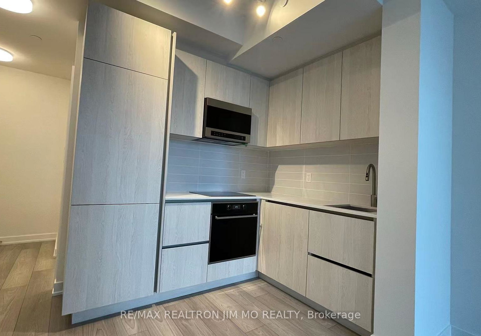 110-broadway-avenue-toronto-ontario-c12832334