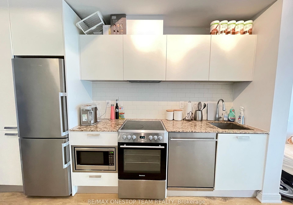 50-charles-street-e-toronto-ontario-c12832592