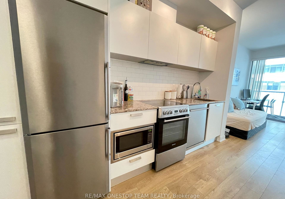 50-charles-street-e-toronto-ontario-c12832592
