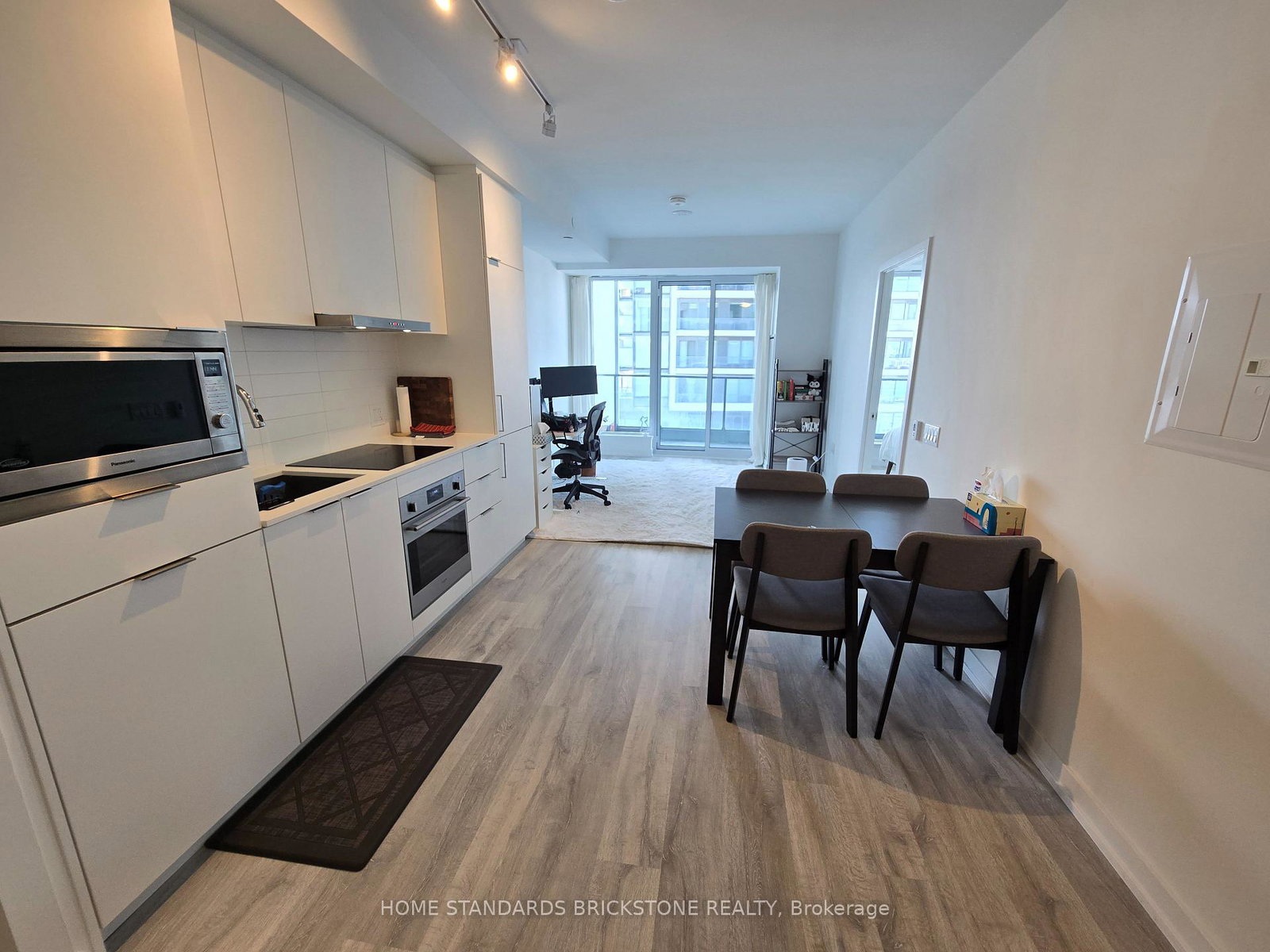 7-golden-lion-heights-north-york-ontario-c12832634