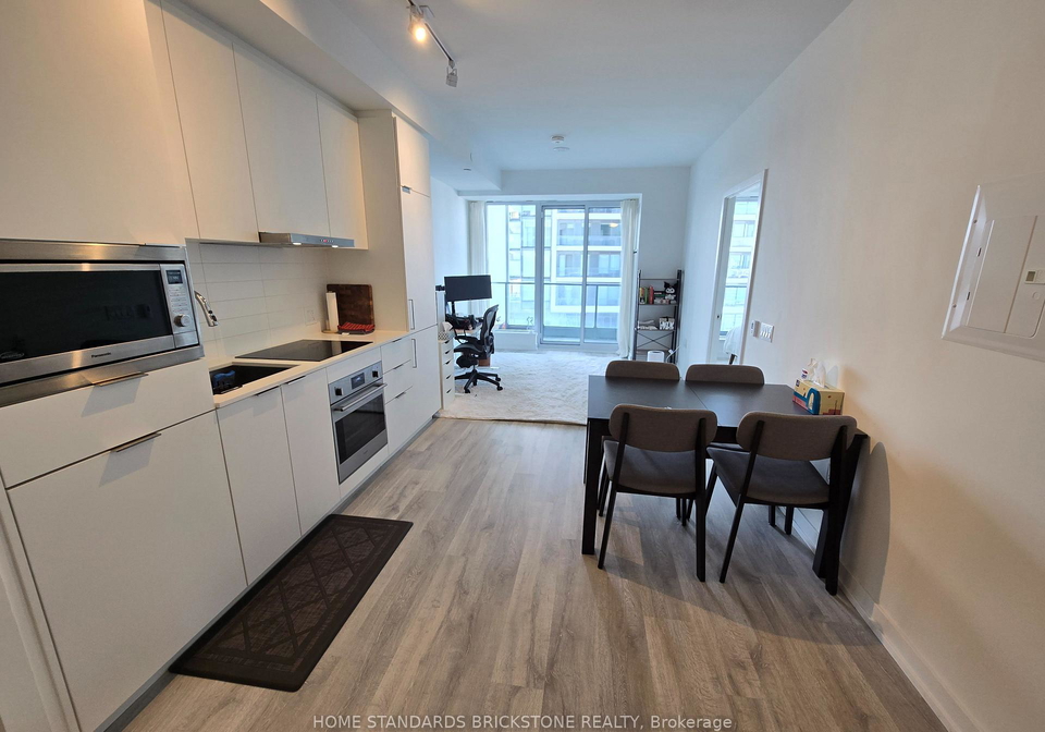 7-golden-lion-heights-north-york-ontario-c12832634