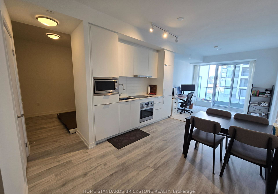 7-golden-lion-heights-north-york-ontario-c12832634