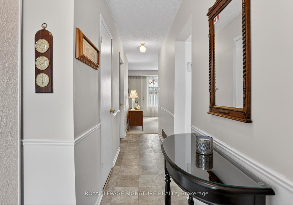 3-early-appleway-north-york-ontario-c12832776