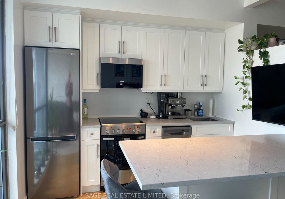 281-mutual-street-toronto-ontario-c12833012