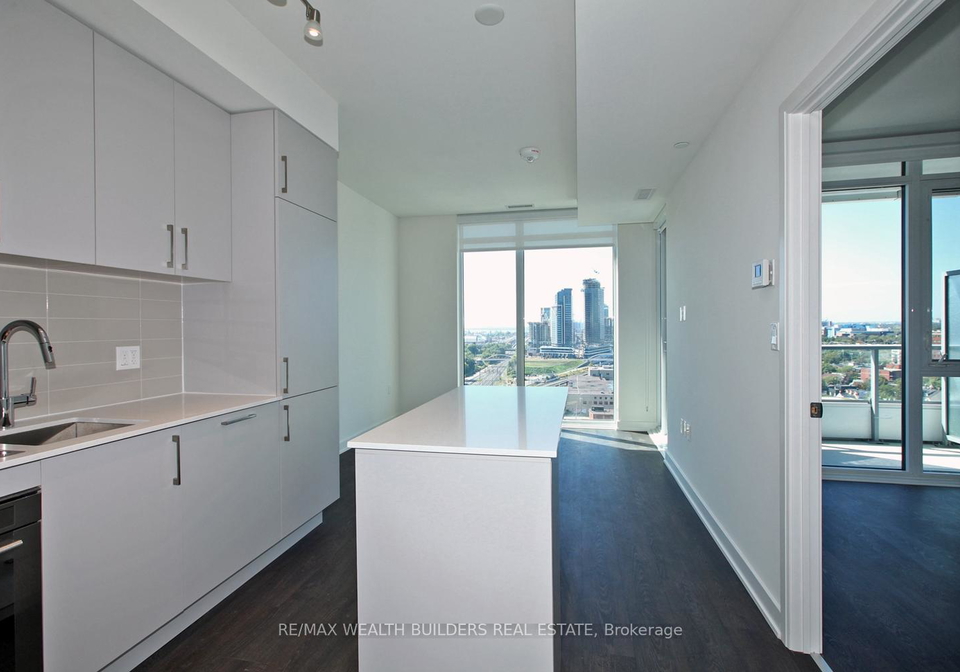 27-bathurst-street-toronto-ontario-c12833048