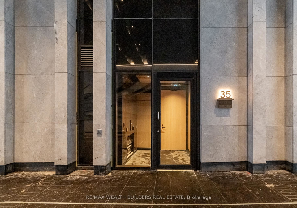 35-mercer-street-toronto-ontario-c12833206