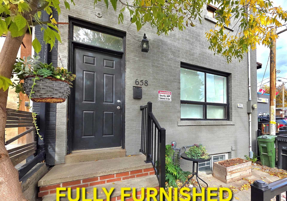 658-dundas-street-w-toronto-ontario-c12833444