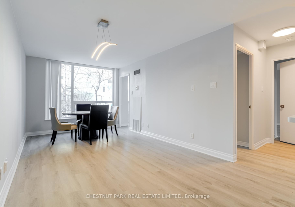 92-king-street-e-toronto-ontario-c12833584