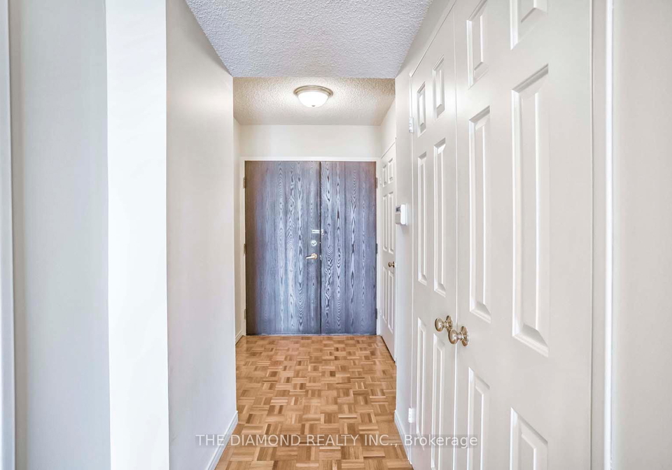 131-beecroft-road-toronto-ontario-c12833970