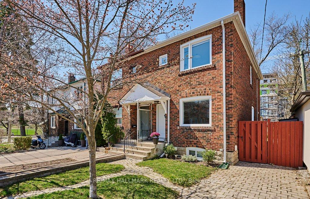 10-elm-road-toronto-ontario-c12834096