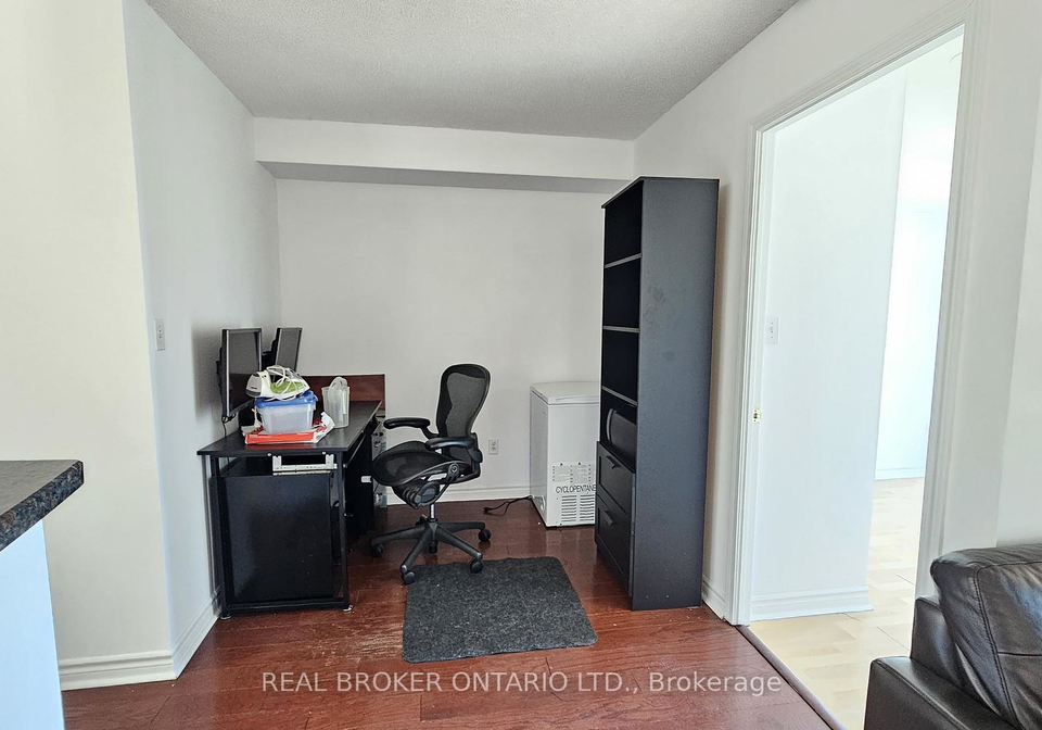 7-lorraine-drive-toronto-ontario-c12834194
