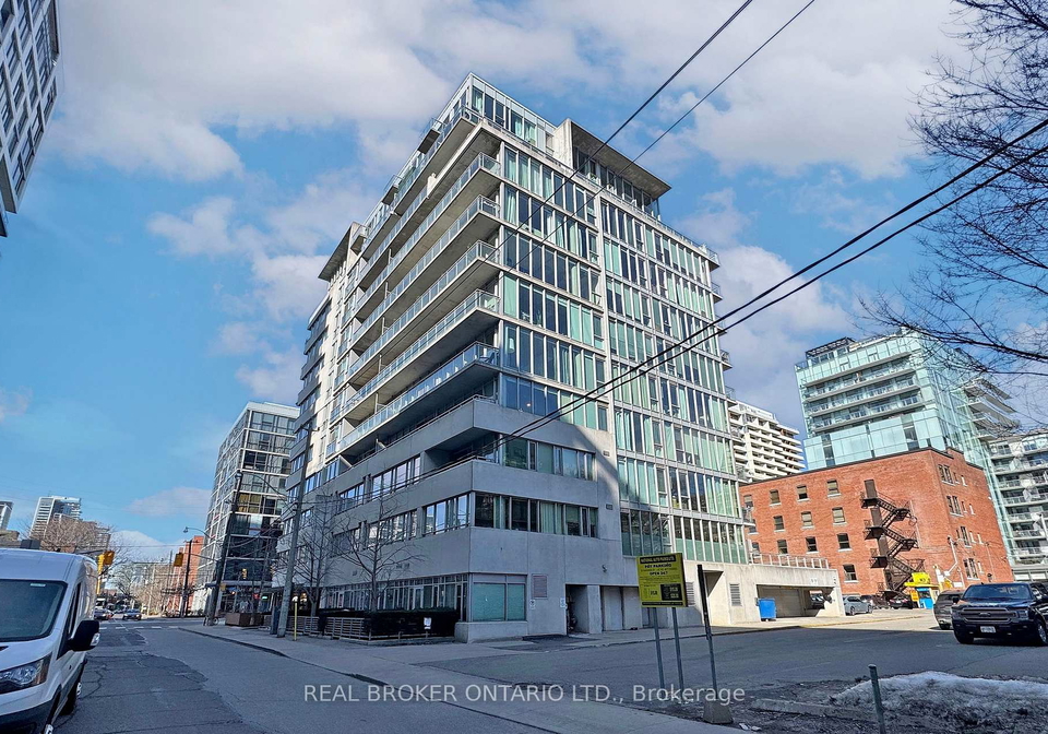 38-niagara-street-toronto-ontario-c12834364