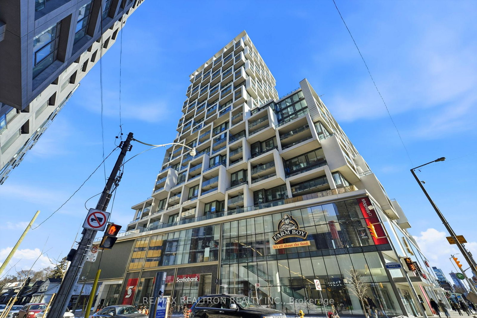 5-soudan-avenue-toronto-ontario-c12834398