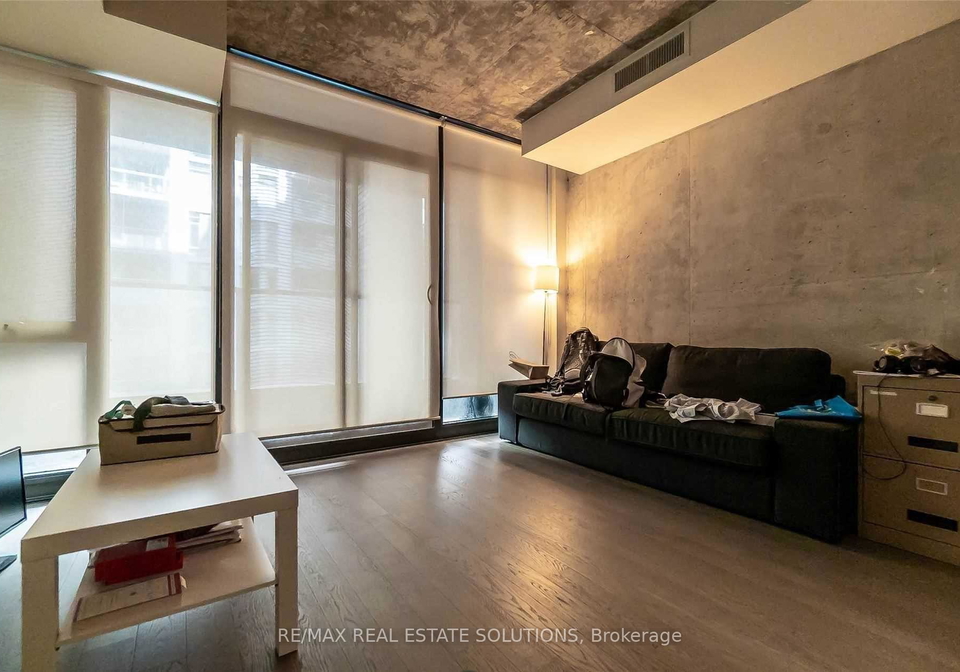 111-bathurst-street-toronto-ontario-c12834418