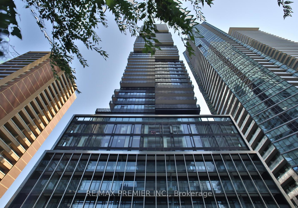 55-charles-street-e-toronto-ontario-c12834536