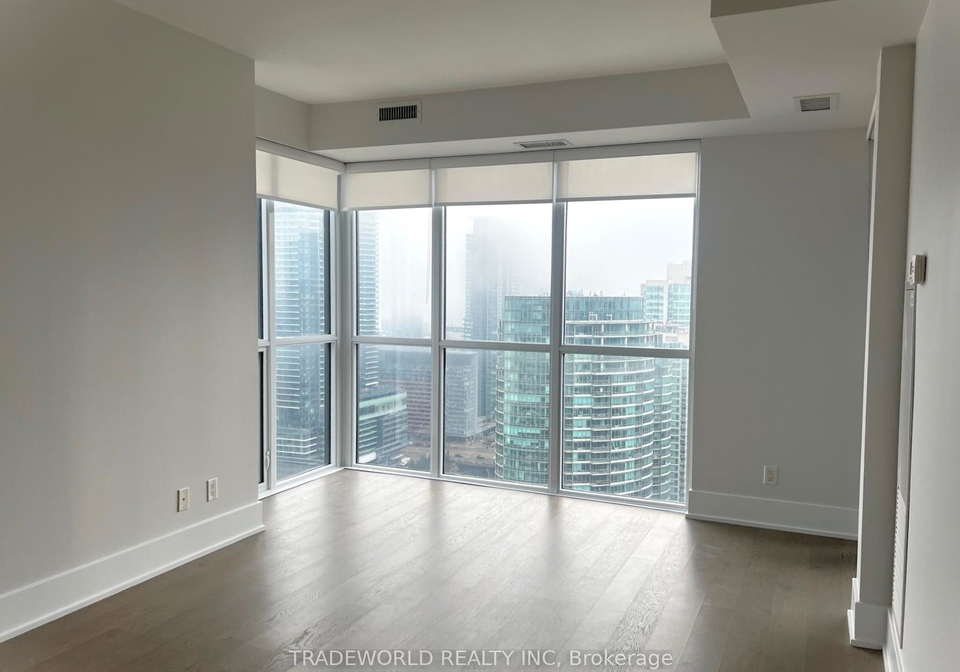 300-front-street-w-toronto-ontario-c12834812