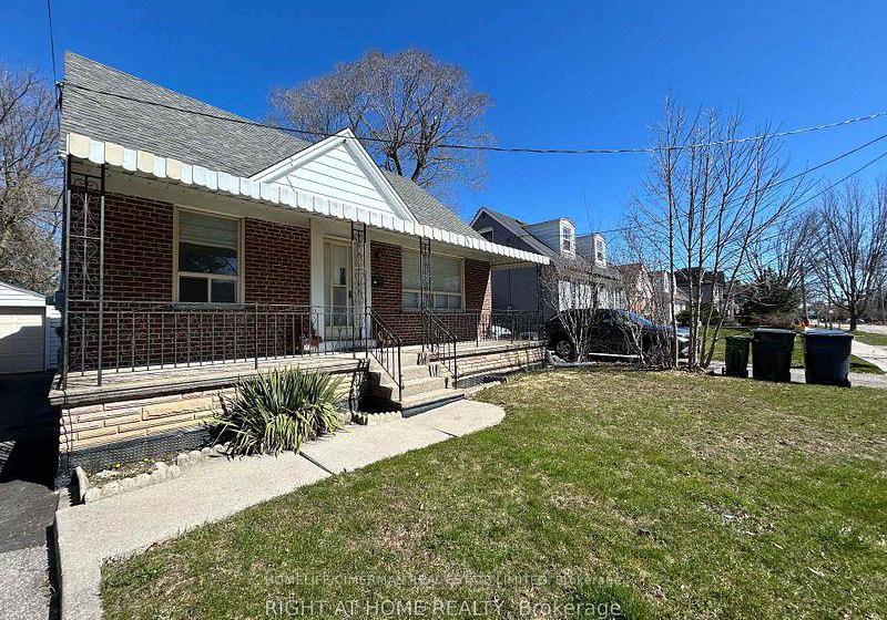 50-moore-park-avenue-toronto-ontario-c12835156