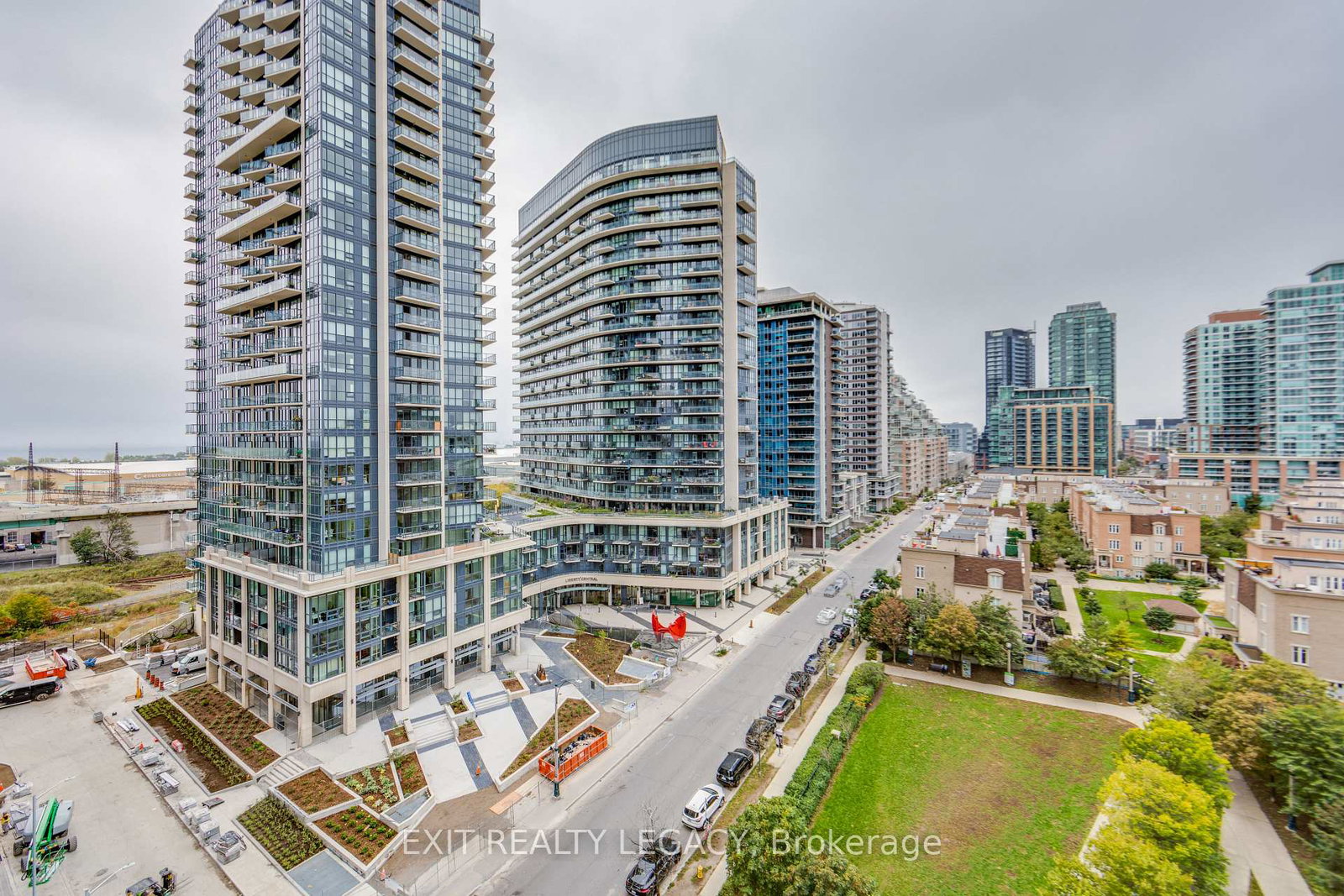 19-western-battery-road-toronto-ontario-c12835280