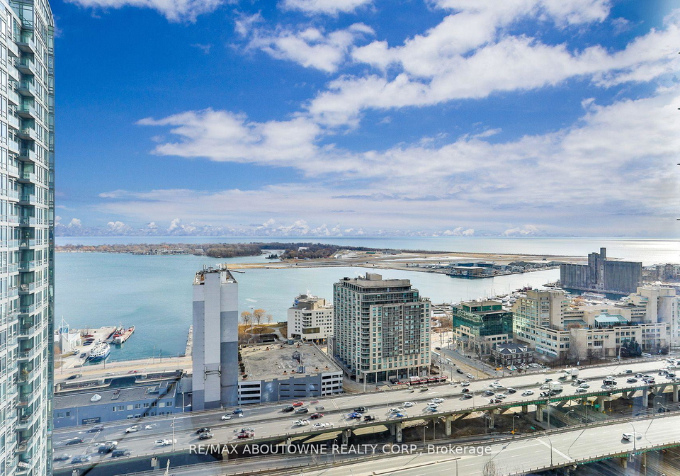 3-navy-wharf-court-toronto-ontario-c12835358
