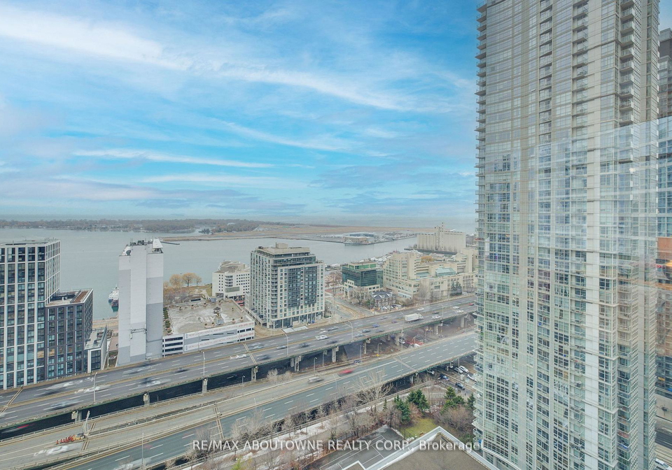3-navy-wharf-court-toronto-ontario-c12835358