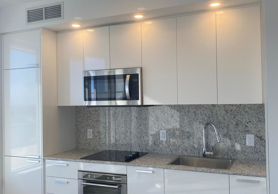 75-canterbury-place-toronto-ontario-c12835596