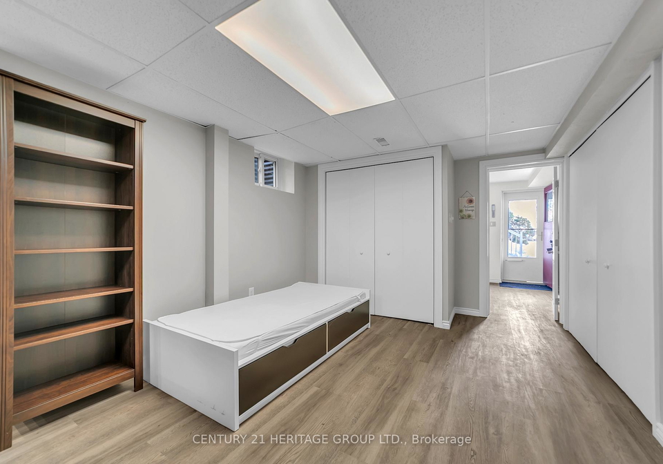257-woodsworth-road-north-york-ontario-c12835714