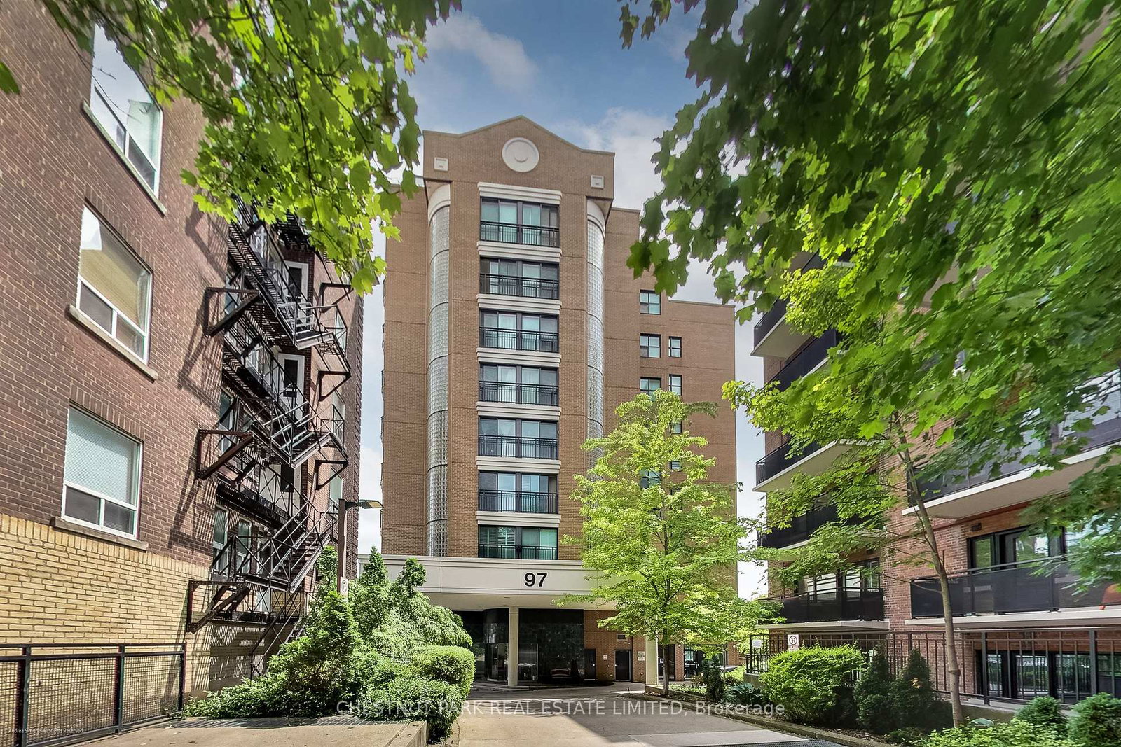 97-lawton-boulevard-toronto-ontario-c12836422