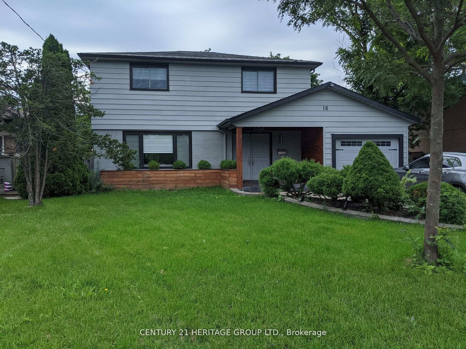 16-lisburn-crescent-north-york-ontario-c12836486