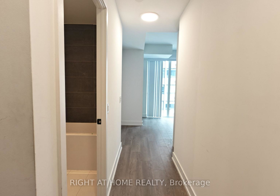 308-jarvis-street-toronto-ontario-c12836528