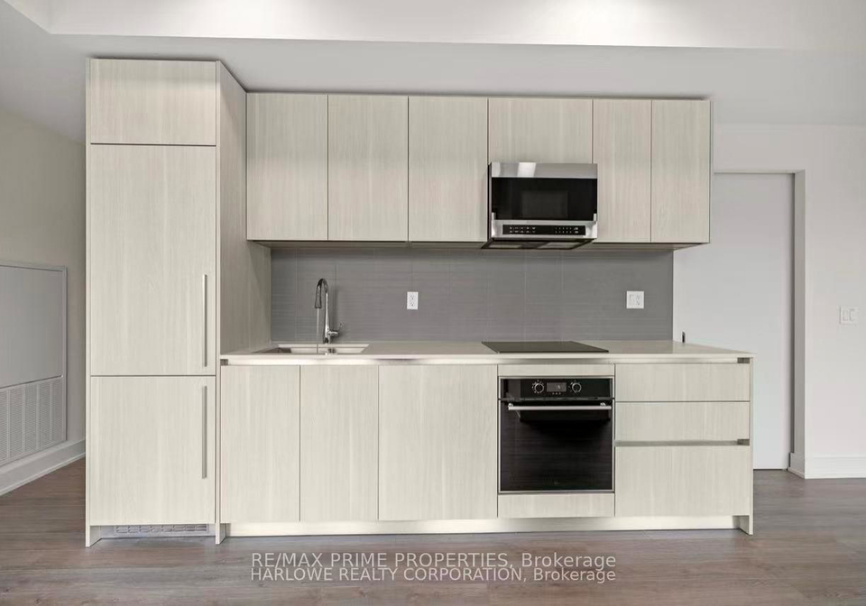 8-cumberland-street-toronto-ontario-c12836530