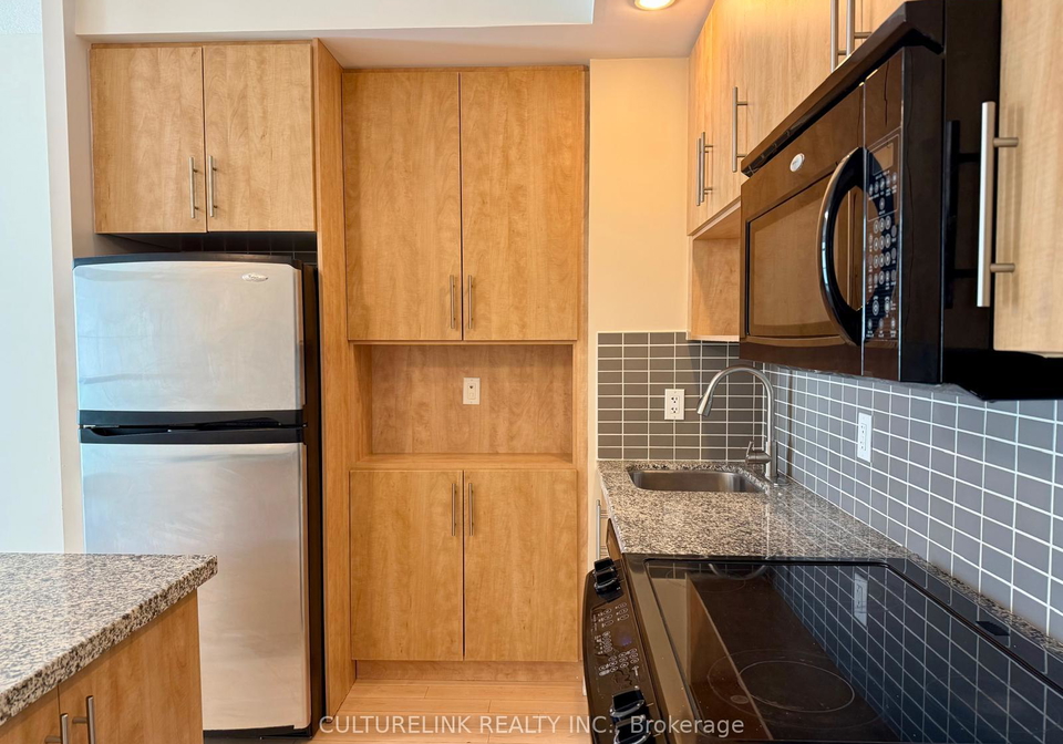 120-homewood-avenue-toronto-ontario-c12836792