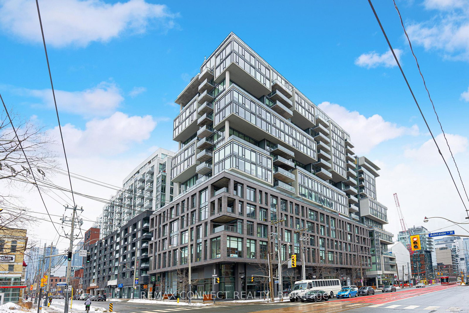 111-bathurst-street-toronto-ontario-c12836934