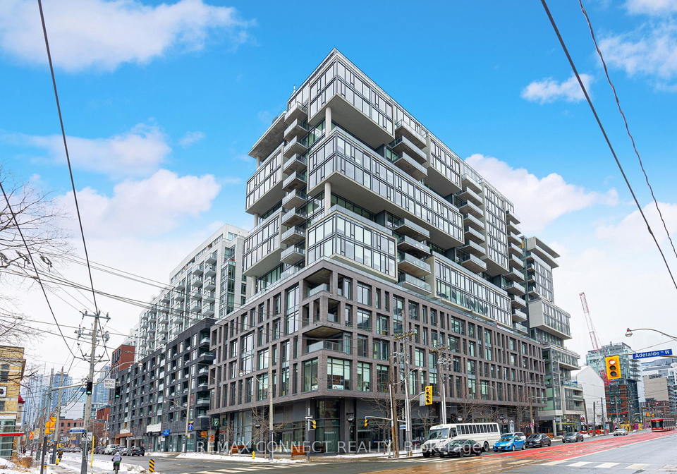 111-bathurst-street-toronto-ontario-c12836934