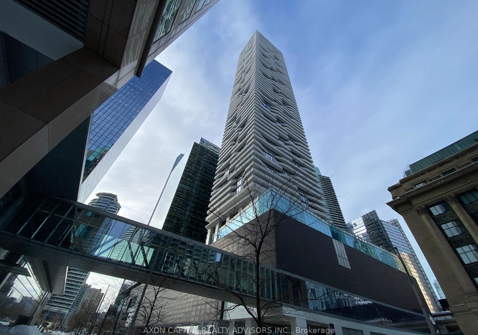 100-harbour-street-toronto-ontario-c12836970