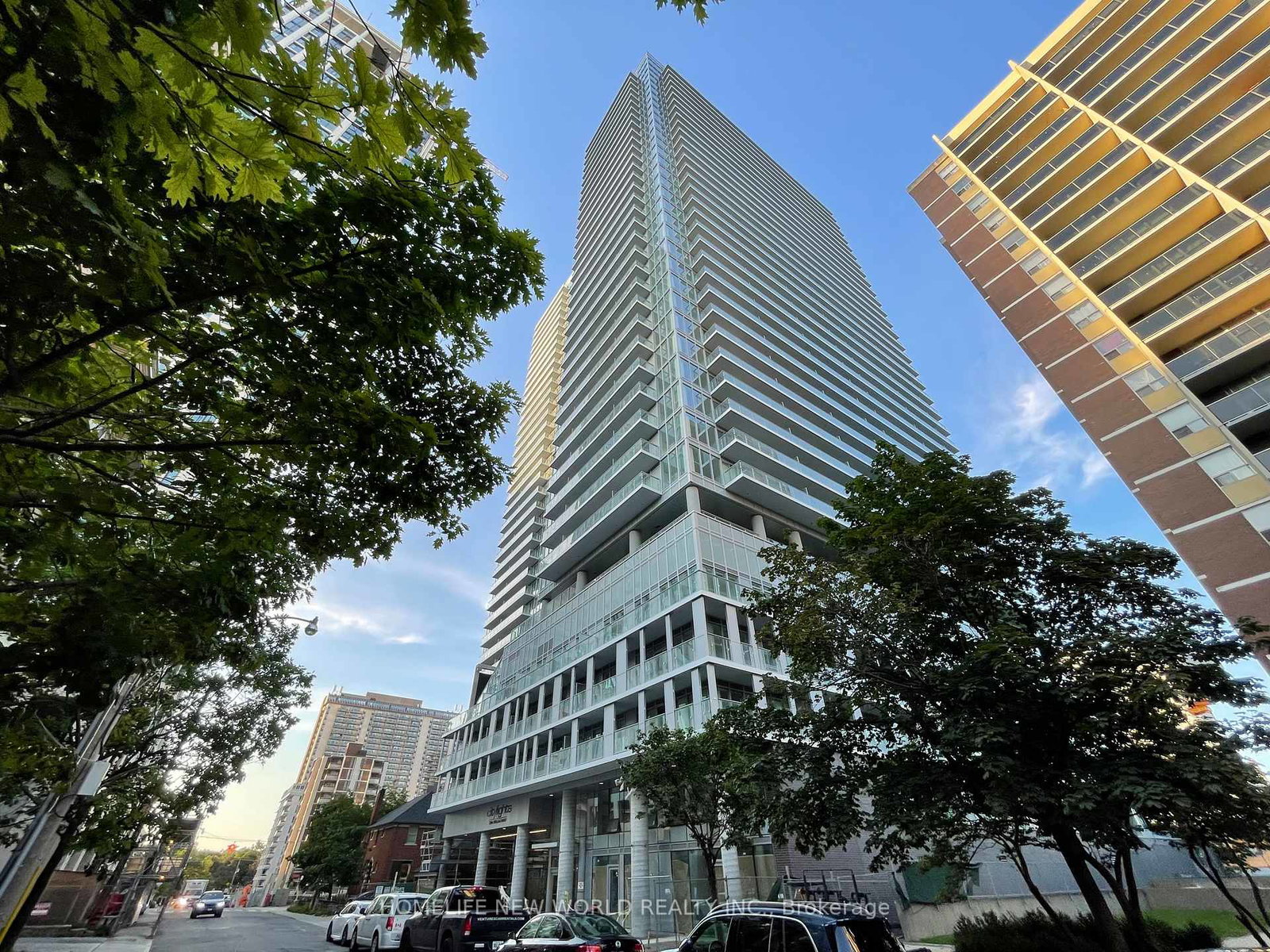 195-redpath-avenue-toronto-ontario-c12837038