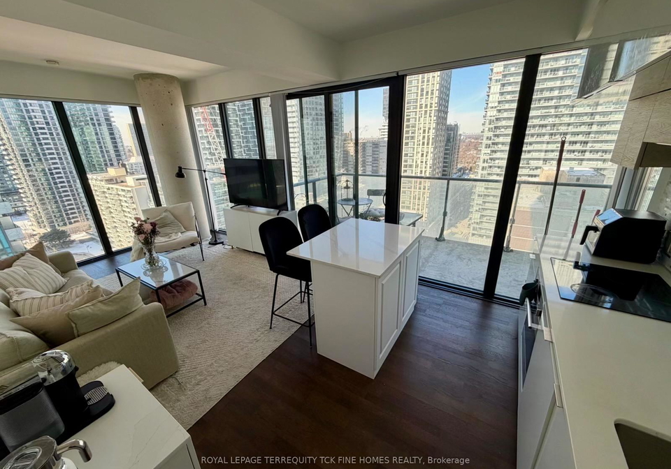 185-roehampton-avenue-toronto-ontario-c12837100