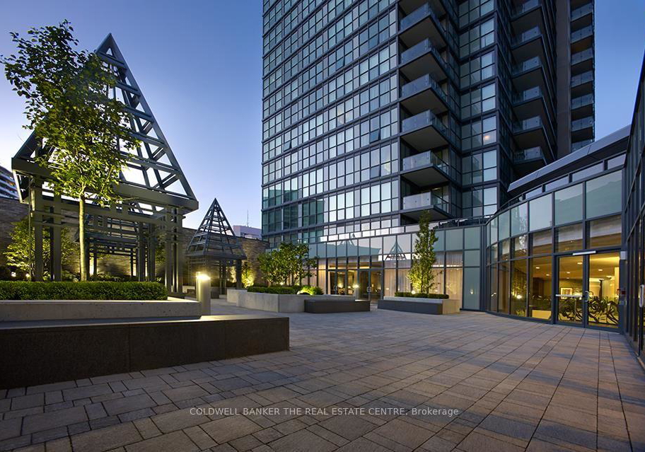 5162-yonge-street-w-toronto-ontario-c12837168