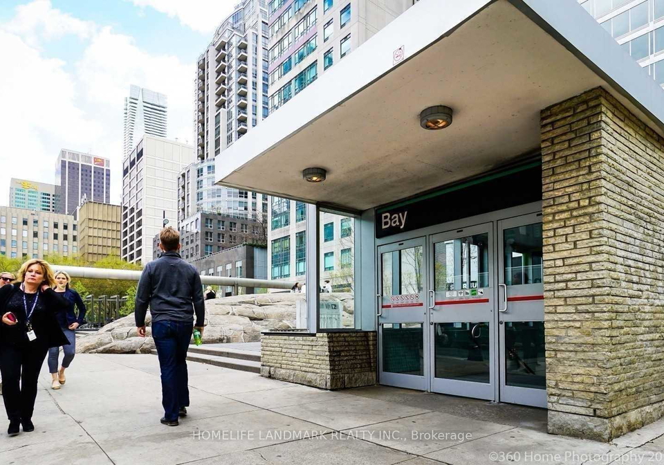155-yorkville-avenue-toronto-ontario-c12837234