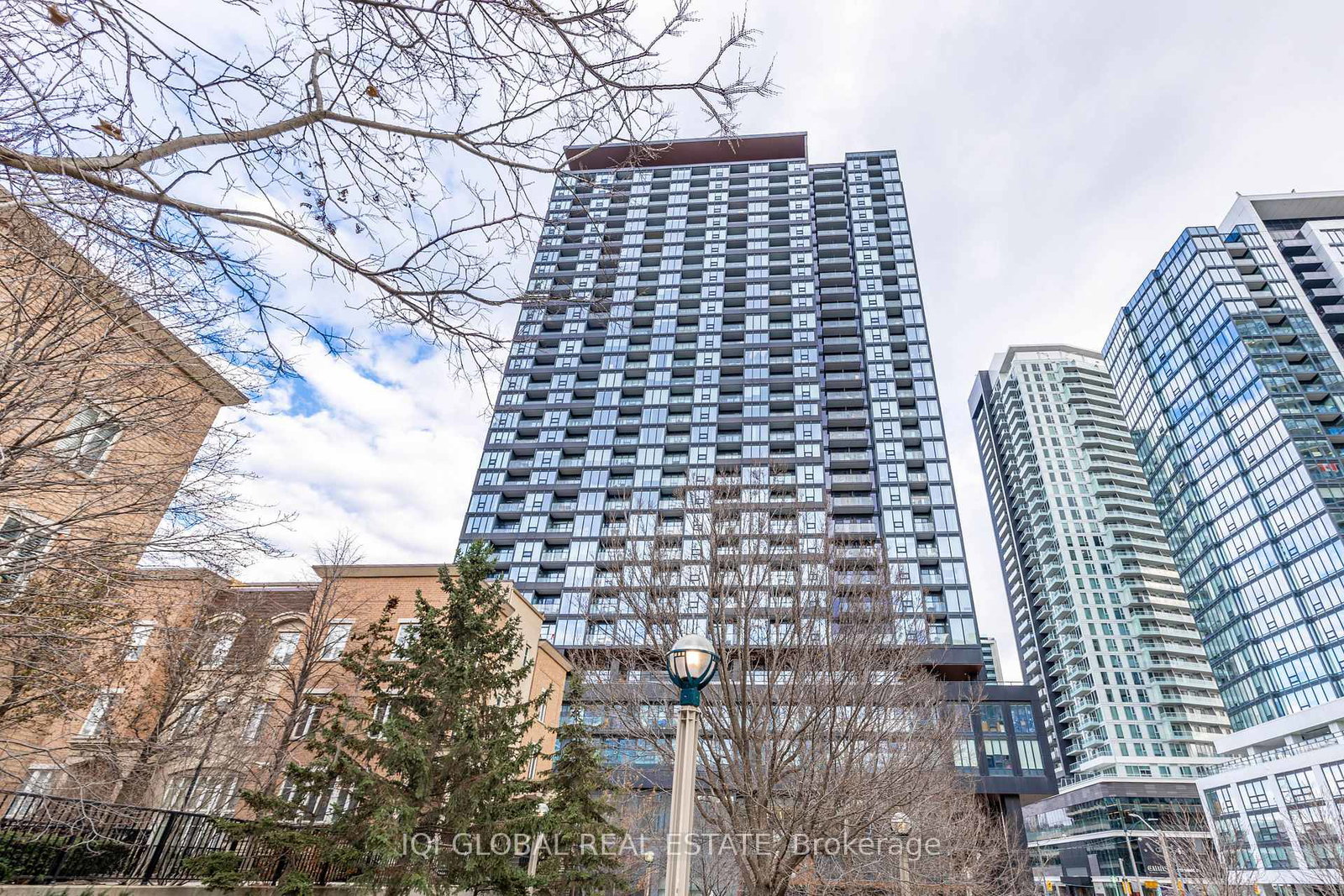 19-western-battery-road-toronto-ontario-c12837536
