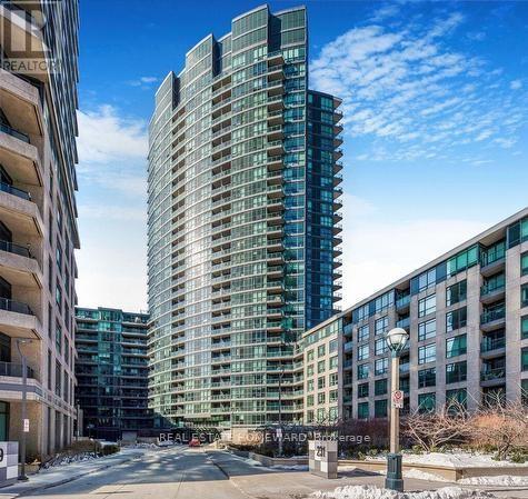 231-fort-york-boulevard-toronto-ontario-c12837550