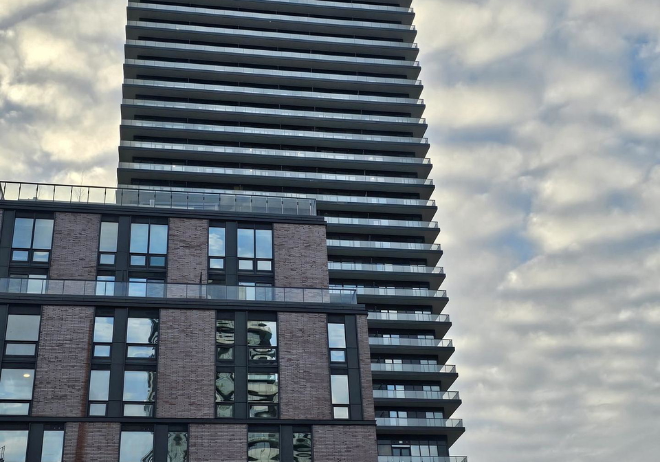 35-parliament-street-toronto-ontario-c12837696