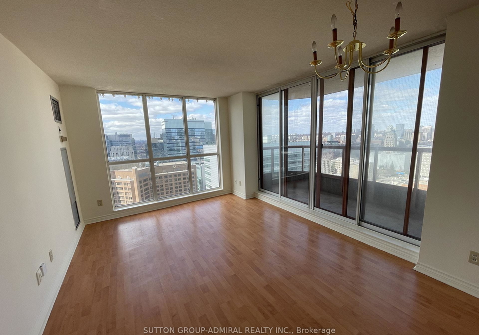 736-bay-street-toronto-ontario-c12837718