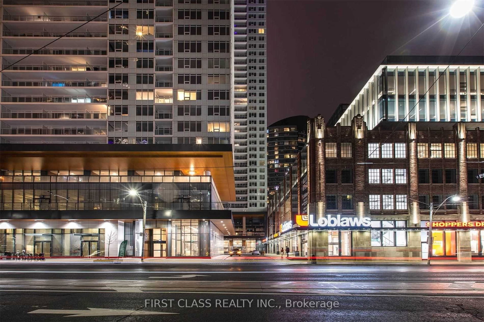 19-bathurst-street-toronto-ontario-c12837788