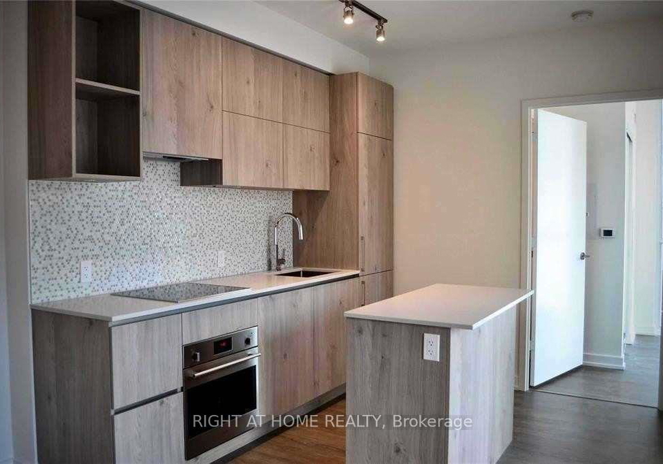 1-yorkville-avenue-toronto-ontario-c12837826