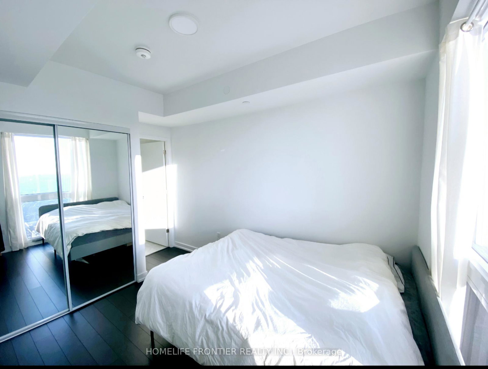 39-roehampton-avenue-toronto-ontario-c12838142